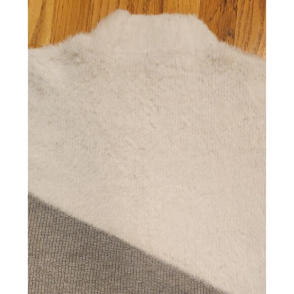 Vince Camuto Womens White Gray Asymmetric Sweater Blouse Long Sleeve size Large - Picture 4 of 10